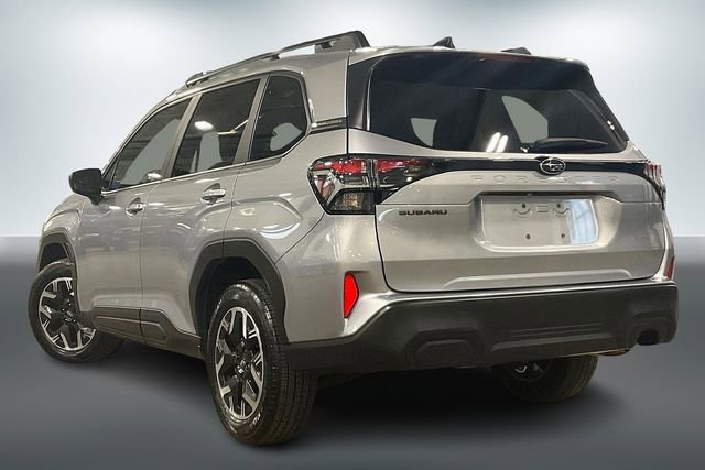 Used 2025 Subaru Forester Premium image 12