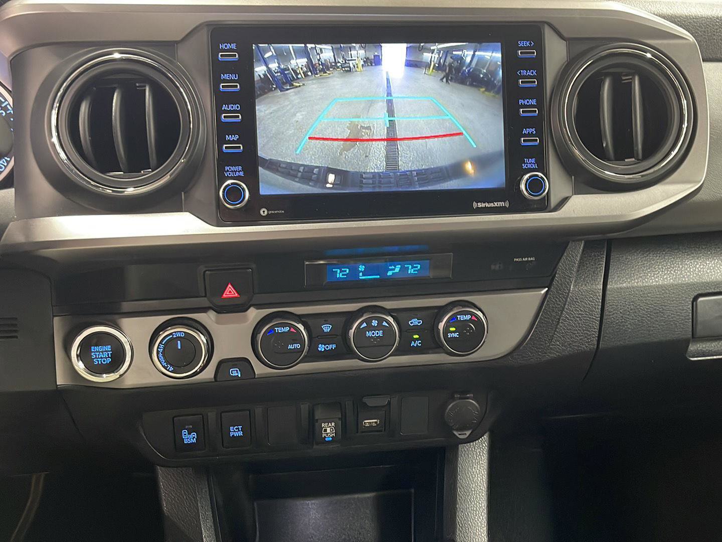 Used 2023 Toyota Tacoma SR5 w/ Technology Package image 12
