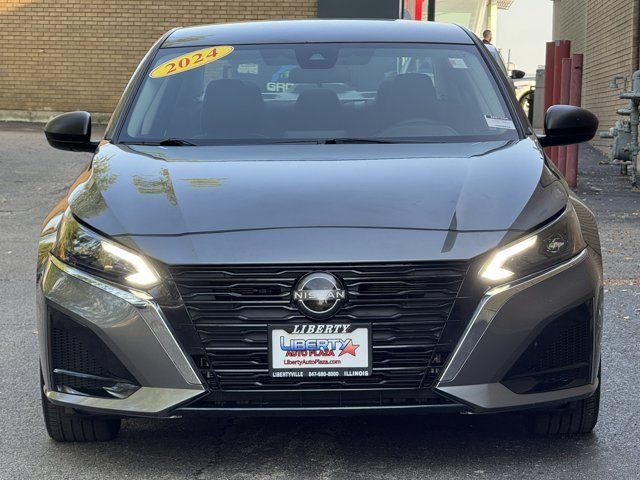 Used 2024 Nissan Altima 2.5 SV FWD image 25
