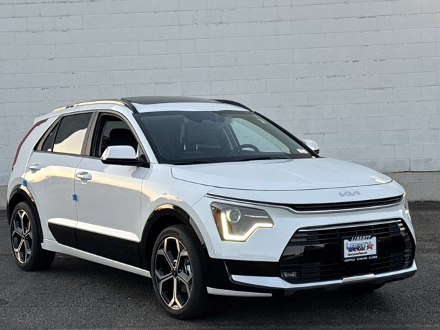 New 2025 Kia Niro EX Touring image 2