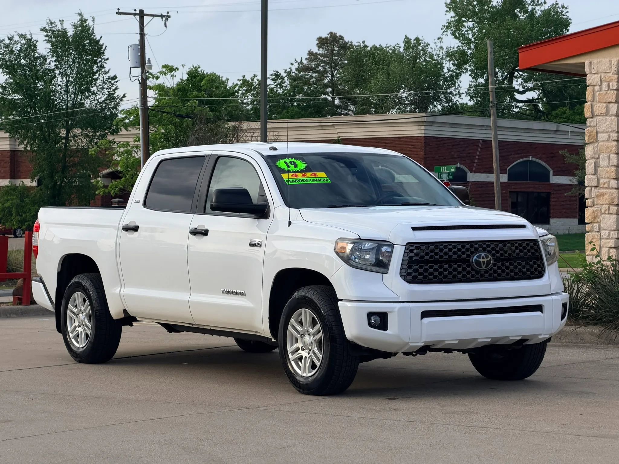 Used 2019 Toyota Tundra SR5 w/ SR5 Upgrade Package AWD/4WD image 7