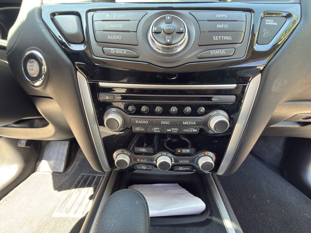Used 2017 Nissan Pathfinder S AWD/4WD image 54
