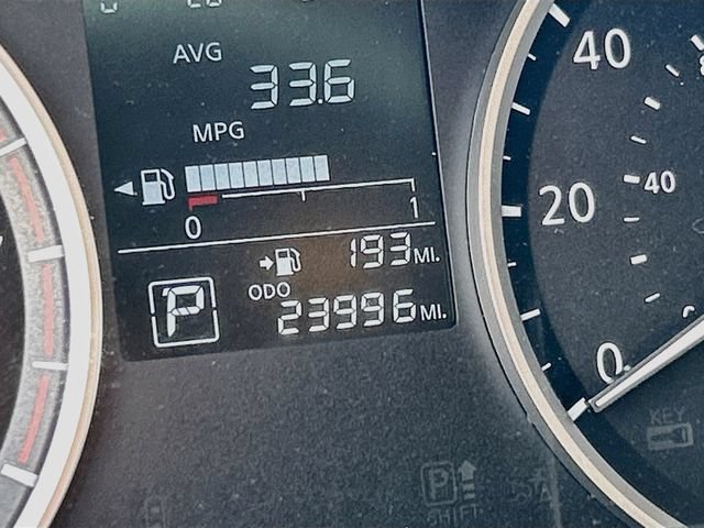 Certified 2021 Nissan Versa S FWD image 9