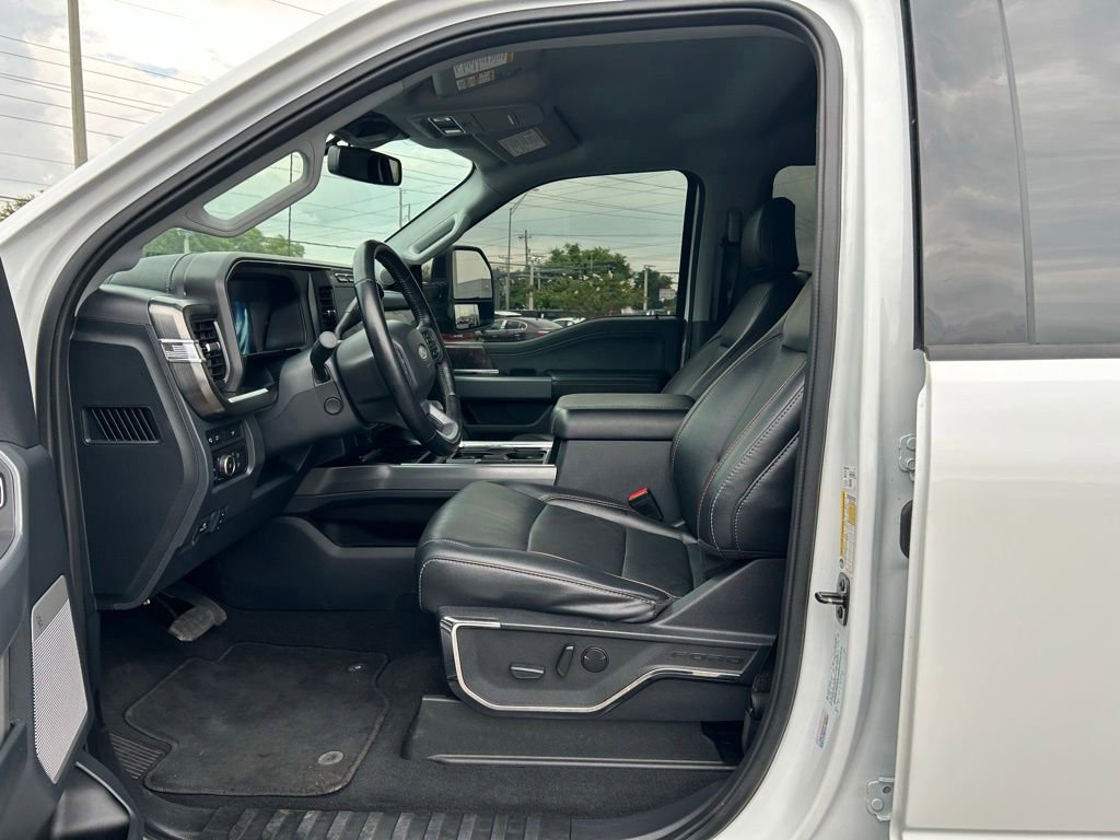 Used 2024 Ford F250 Lariat AWD/4WD image 15