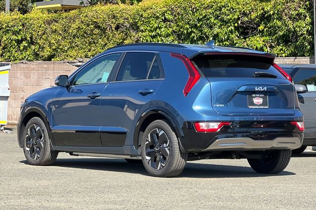 Used 2025 Kia Niro Wind FWD image 9