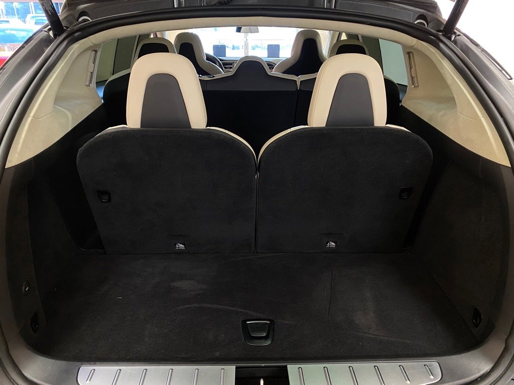 Used 2018 Tesla Model X AWD/4WD image 14