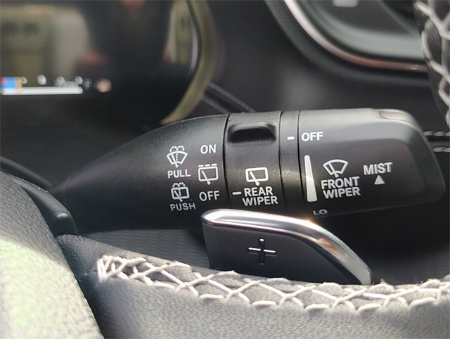 New 2025 Jeep Grand Cherokee Altitude image 21