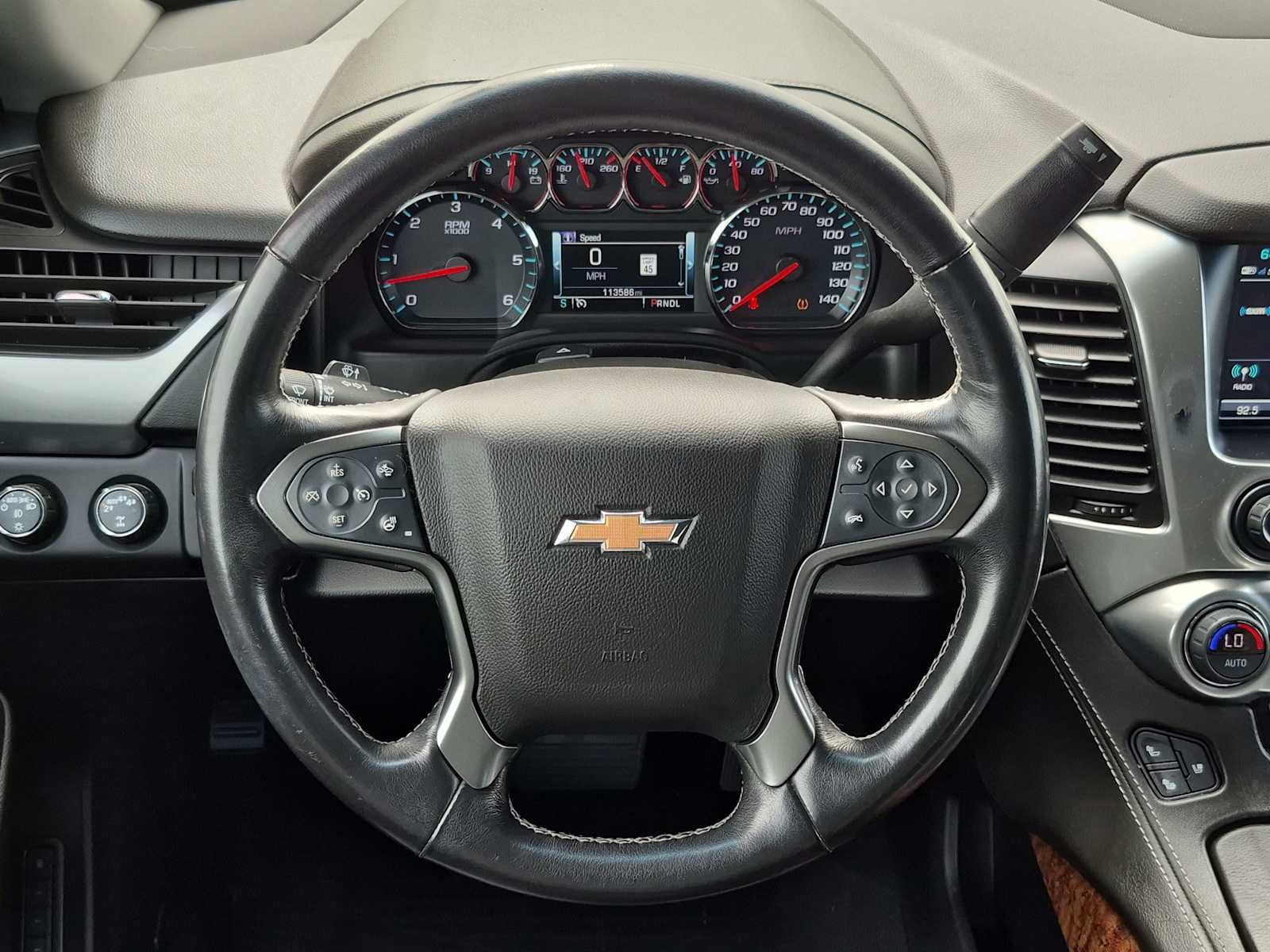 Used 2020 Chevrolet Suburban Premier AWD/4WD image 23