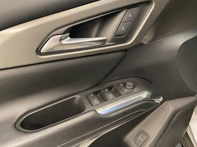 Used 2024 Chevrolet Traverse LT image 28