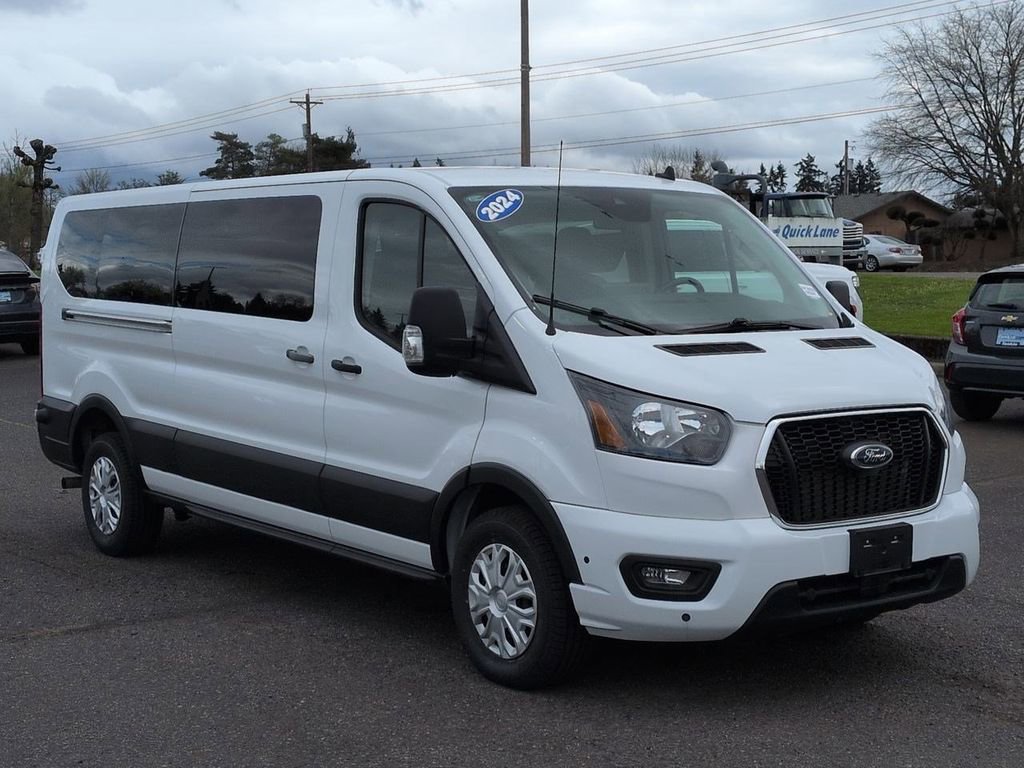 Used 2024 Ford Transit 350 XLT image 7