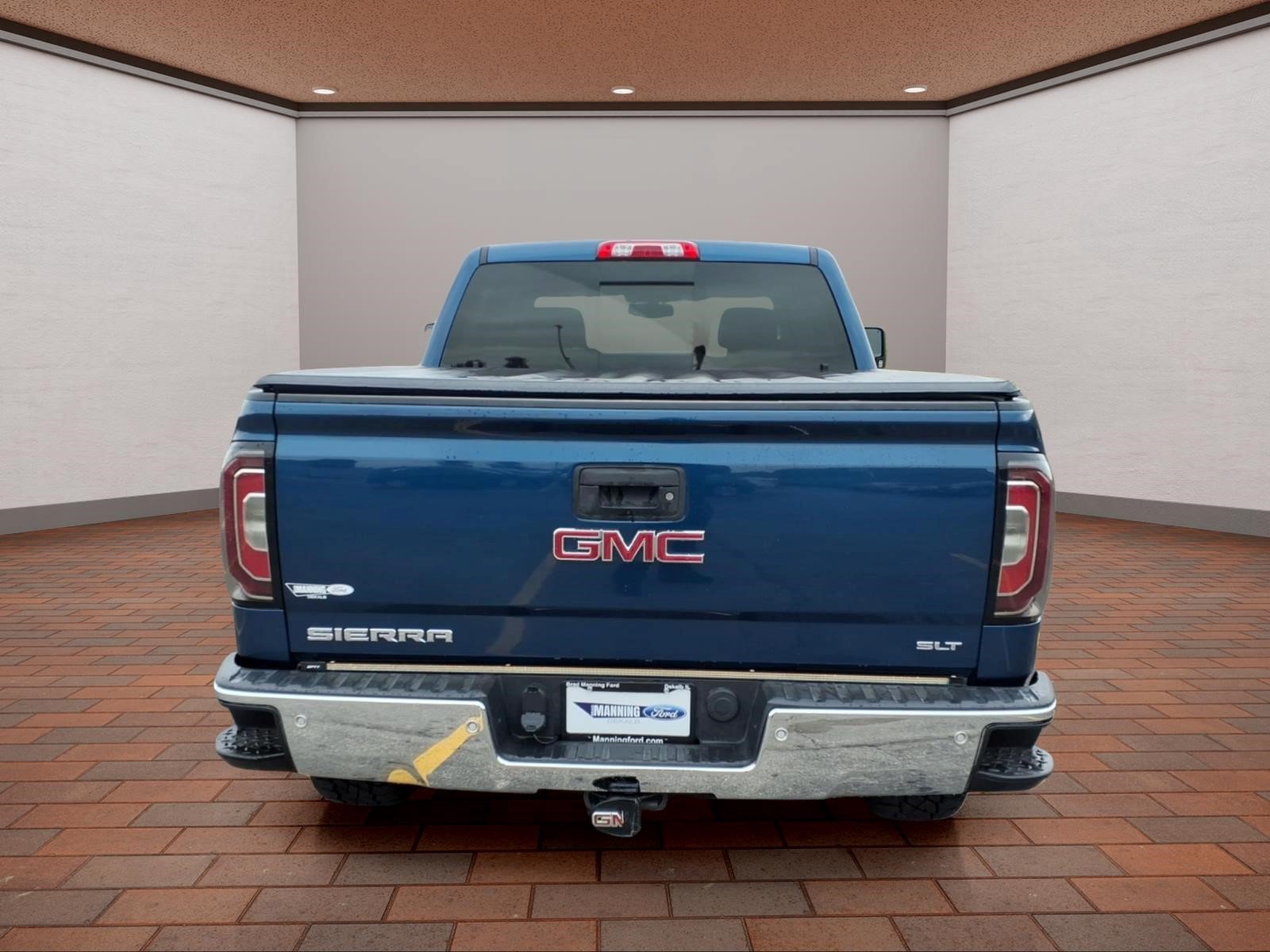 Used 2017 GMC Sierra 1500 SLT w/ SLT Premium Package AWD/4WD image 7