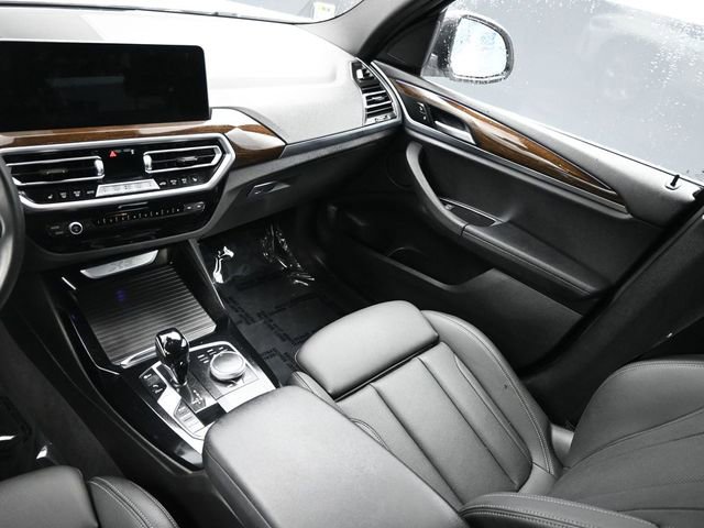 Used 2024 BMW X3 xDrive30i w/ Premium Package w/ZPA image 13