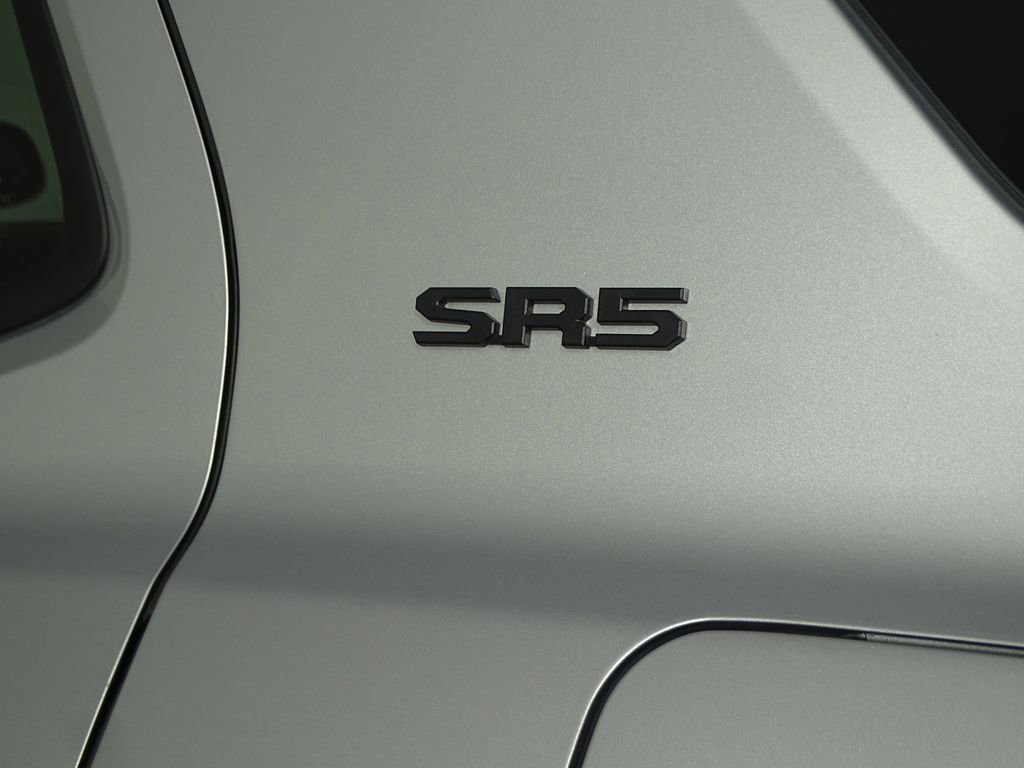 Used 2025 Toyota 4Runner SR5 image 36