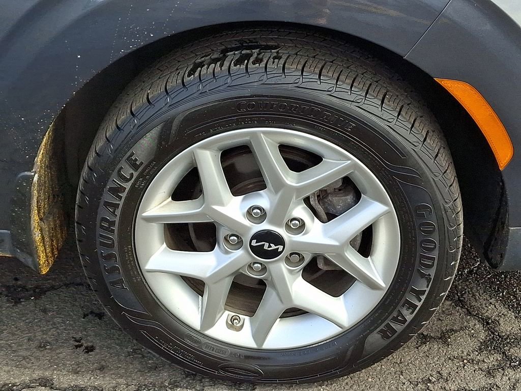 Used 2022 Kia Soul LX w/ Technology Package image 15