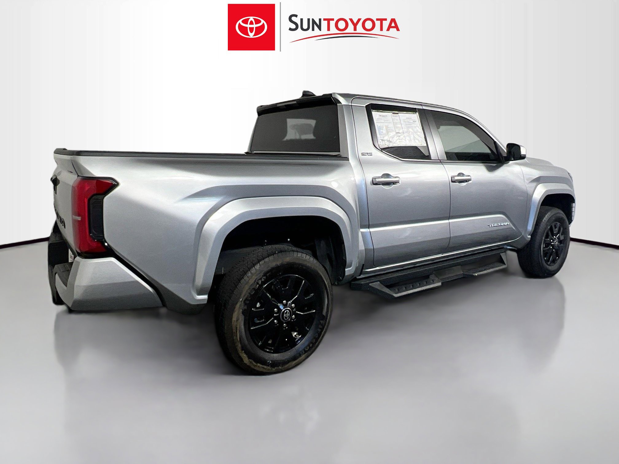 Used 2025 Toyota Tacoma SR5 RWD image 4