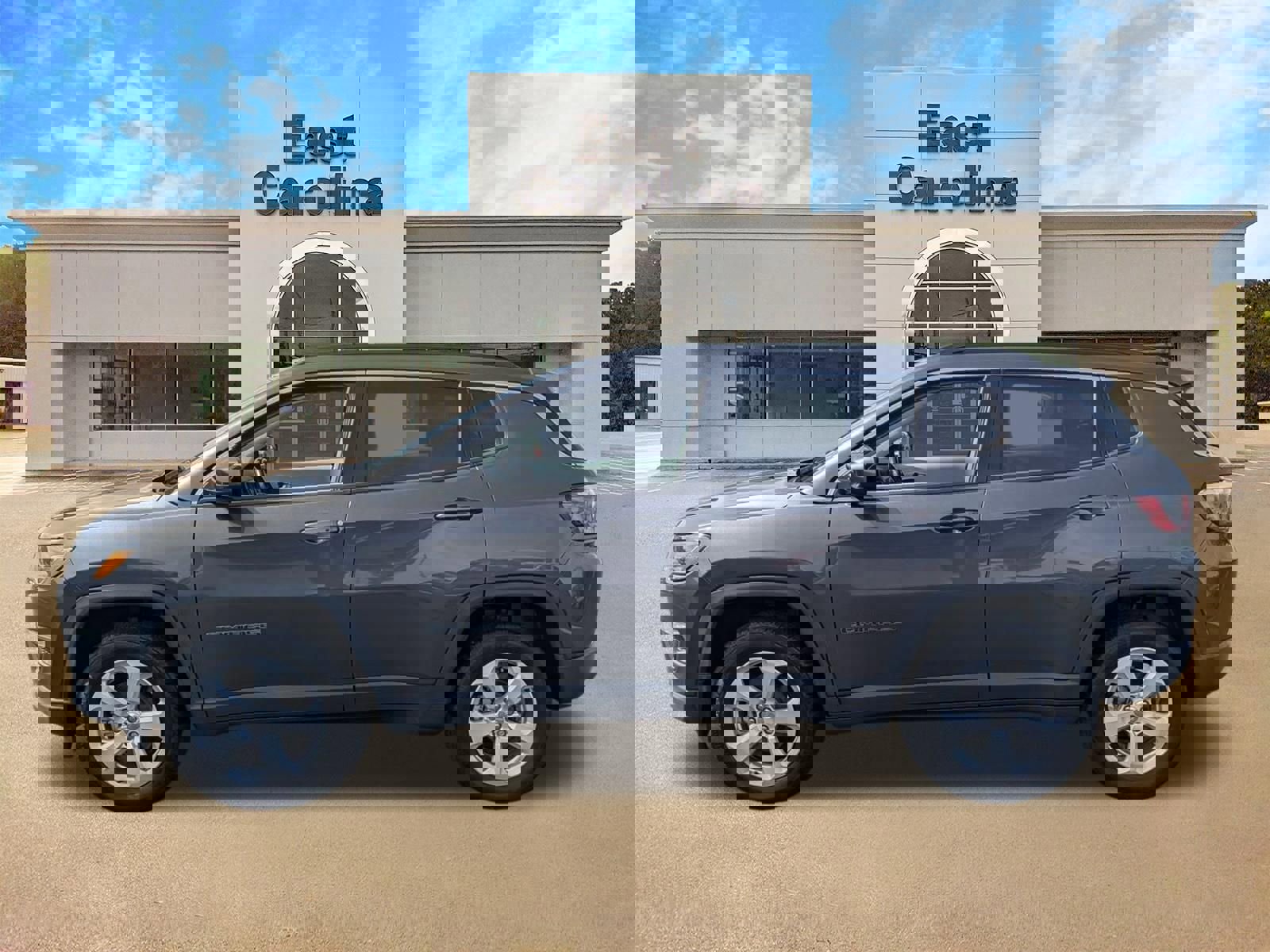 Used 2020 Jeep Compass Latitude image 6