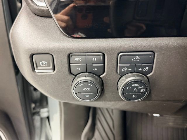 Certified 2024 Chevrolet Silverado 1500 LT Trail Boss w/ Convenience Package II AWD/4WD image 19
