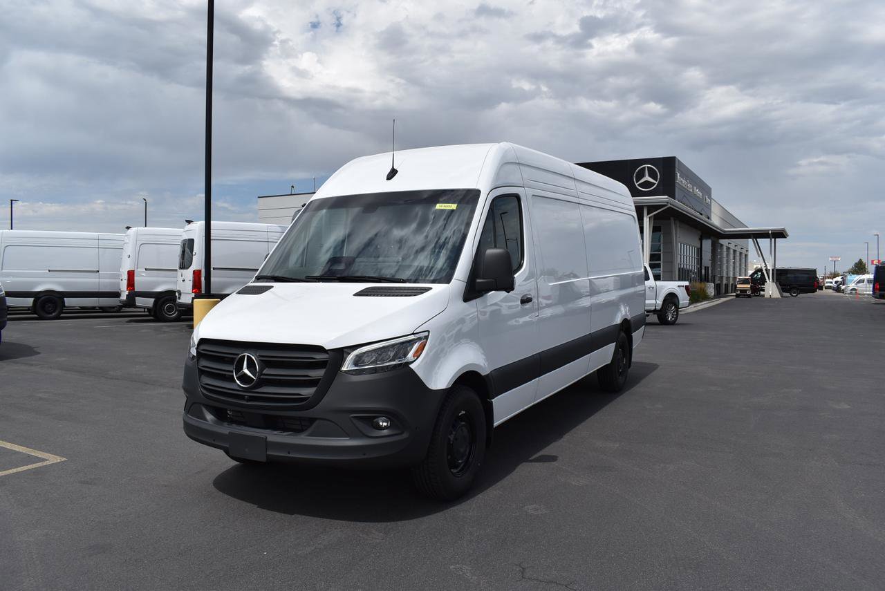 New 2025 Mercedes-Benz Sprinter 2500