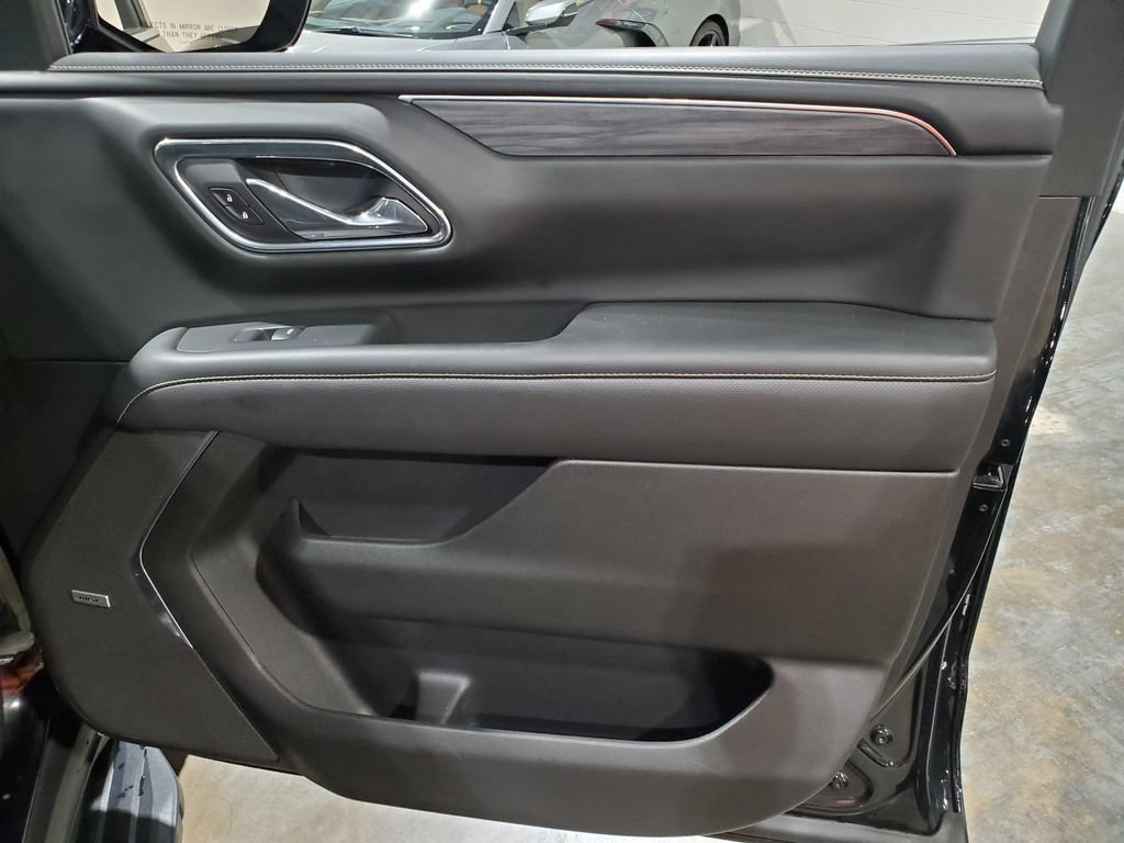 Used 2021 GMC Yukon SLT RWD image 15