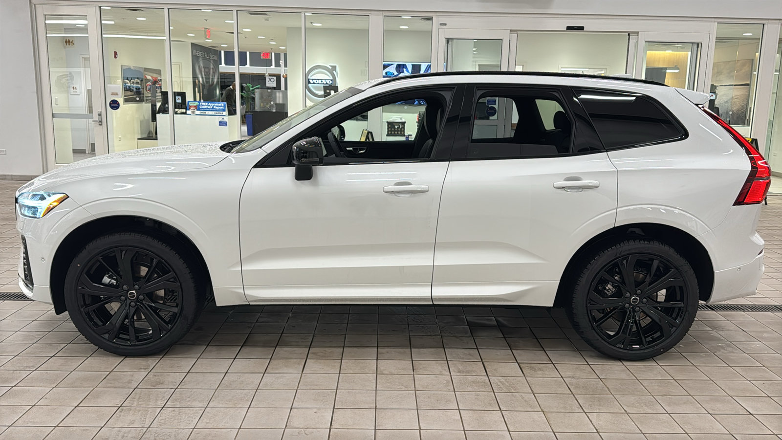 New 2026 Volvo XC60 B5 Ultra w/ Protection Package Premier AWD/4WD image 8