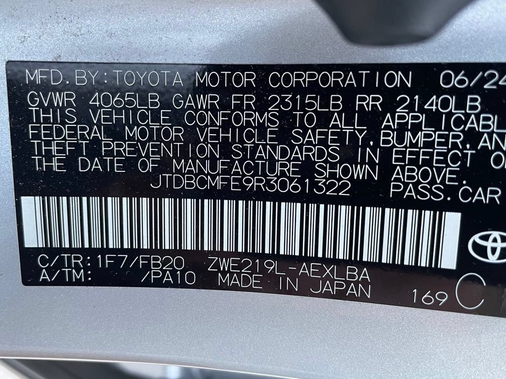 Used 2024 Toyota Corolla LE FWD image 32