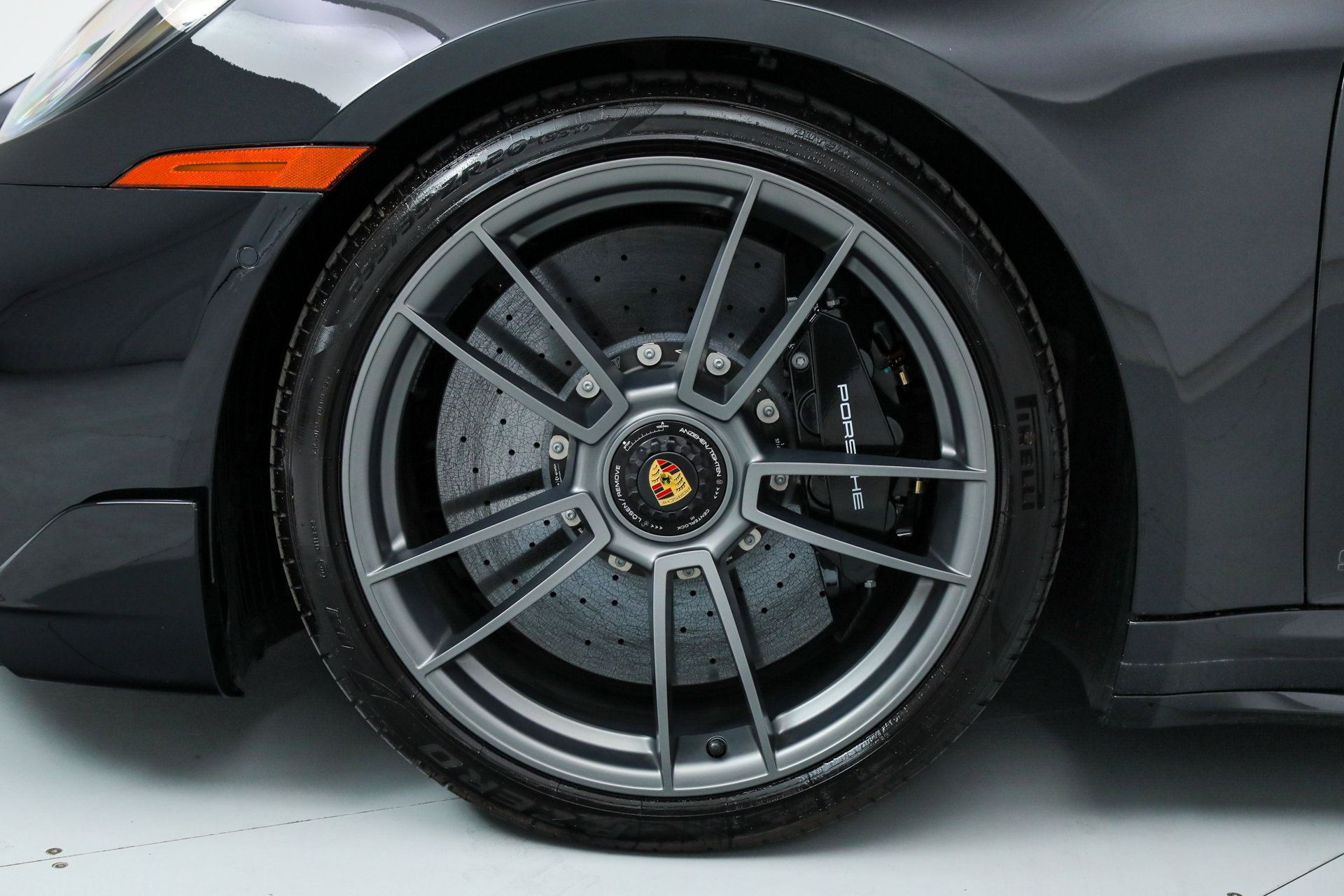 Used 2025 Porsche 911 Turbo S image 39