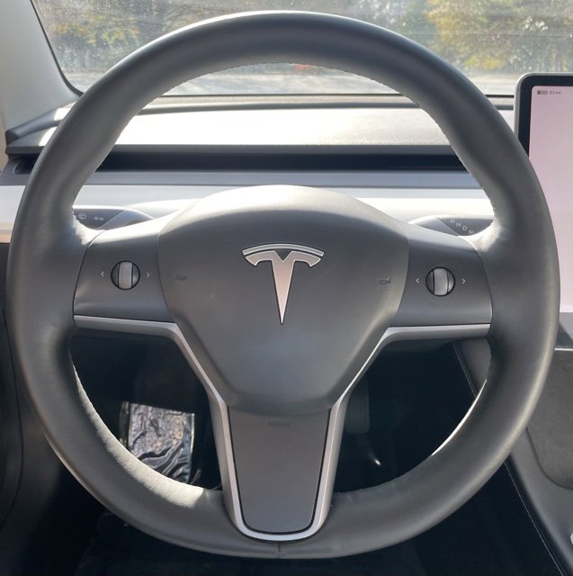 Used 2022 Tesla Model 3 Standard Range image 21