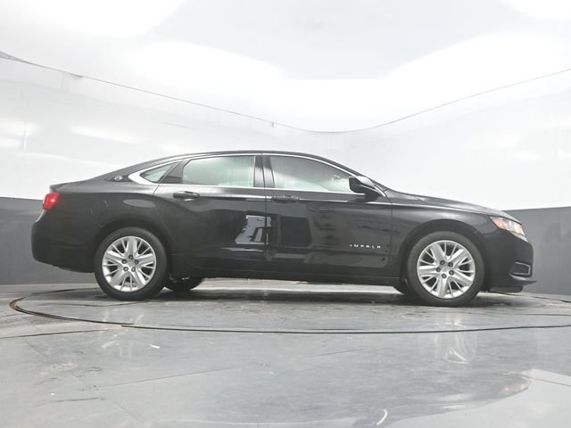 Used 2017 Chevrolet Impala LS FWD image 32