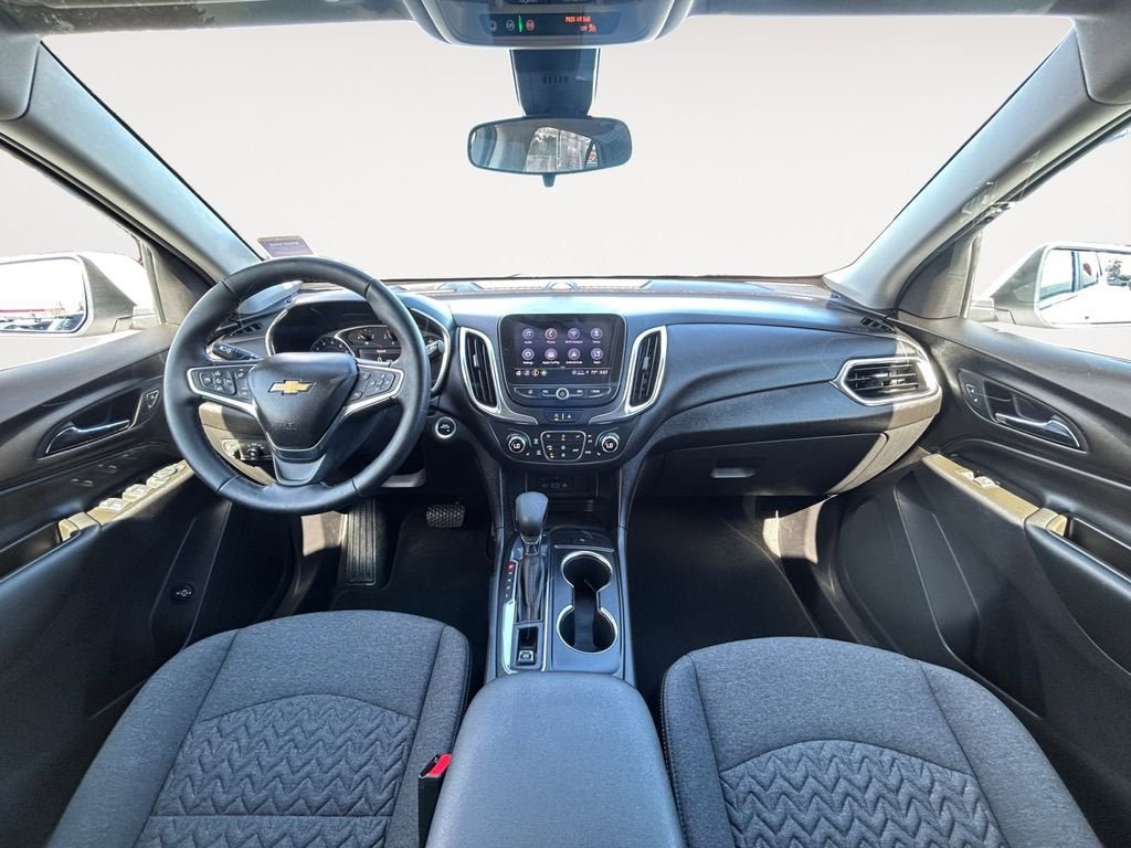 Used 2024 Chevrolet Equinox LT AWD/4WD image 12