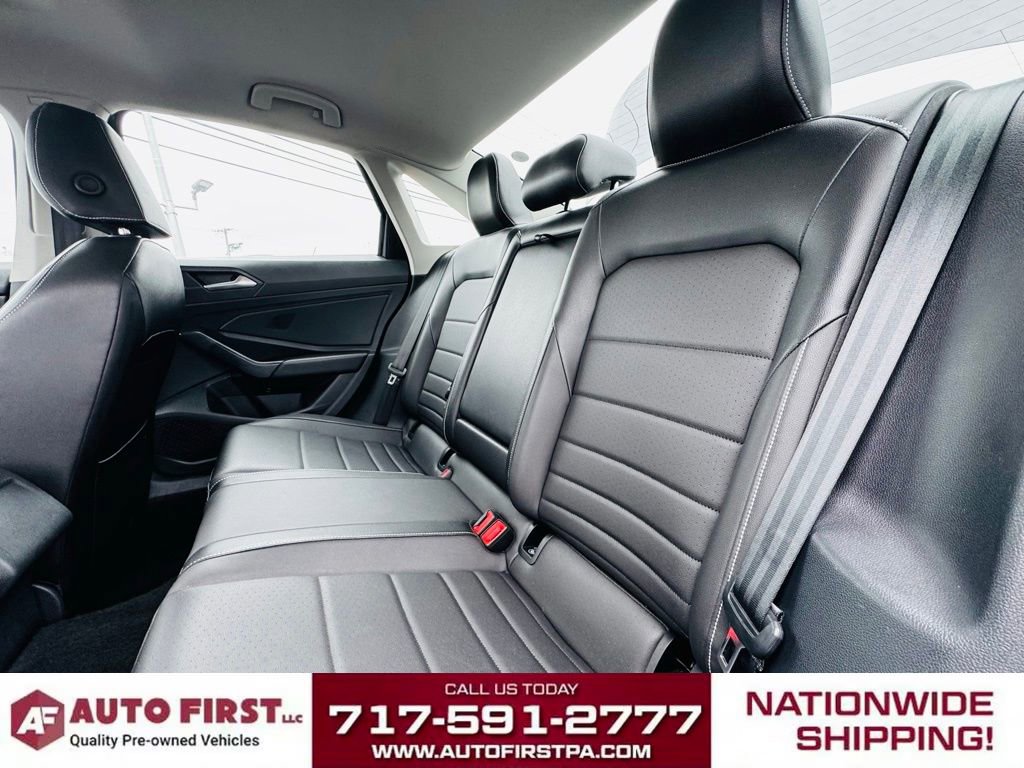 Used 2023 Volkswagen Jetta SE image 20