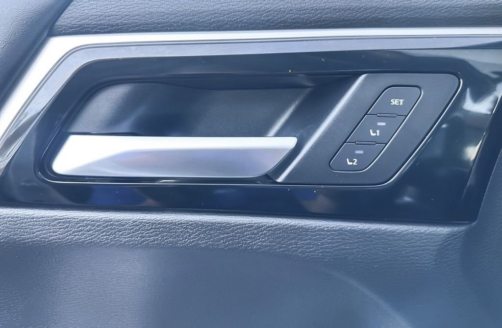 Used 2023 Mitsubishi Outlander SEL image 27