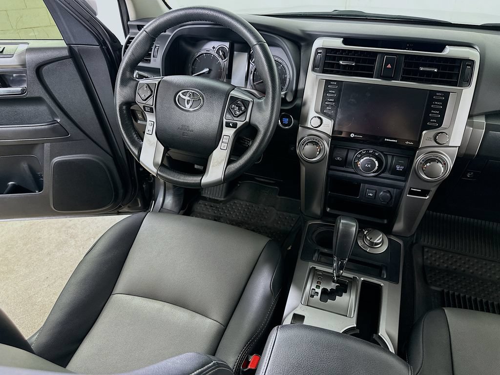 Used 2023 Toyota 4Runner SR5 Premium w/ Moonroof Package AWD/4WD image 19
