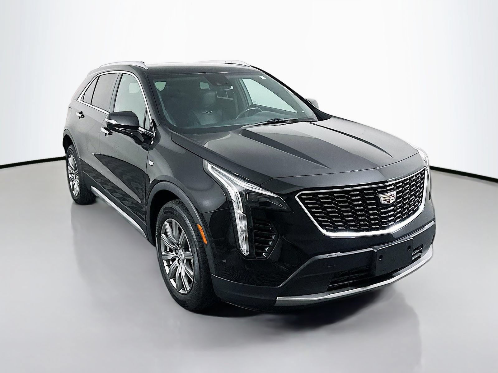 Used 2022 Cadillac XT4 Premium Luxury w/ Driver Awareness Package AWD/4WD image 1