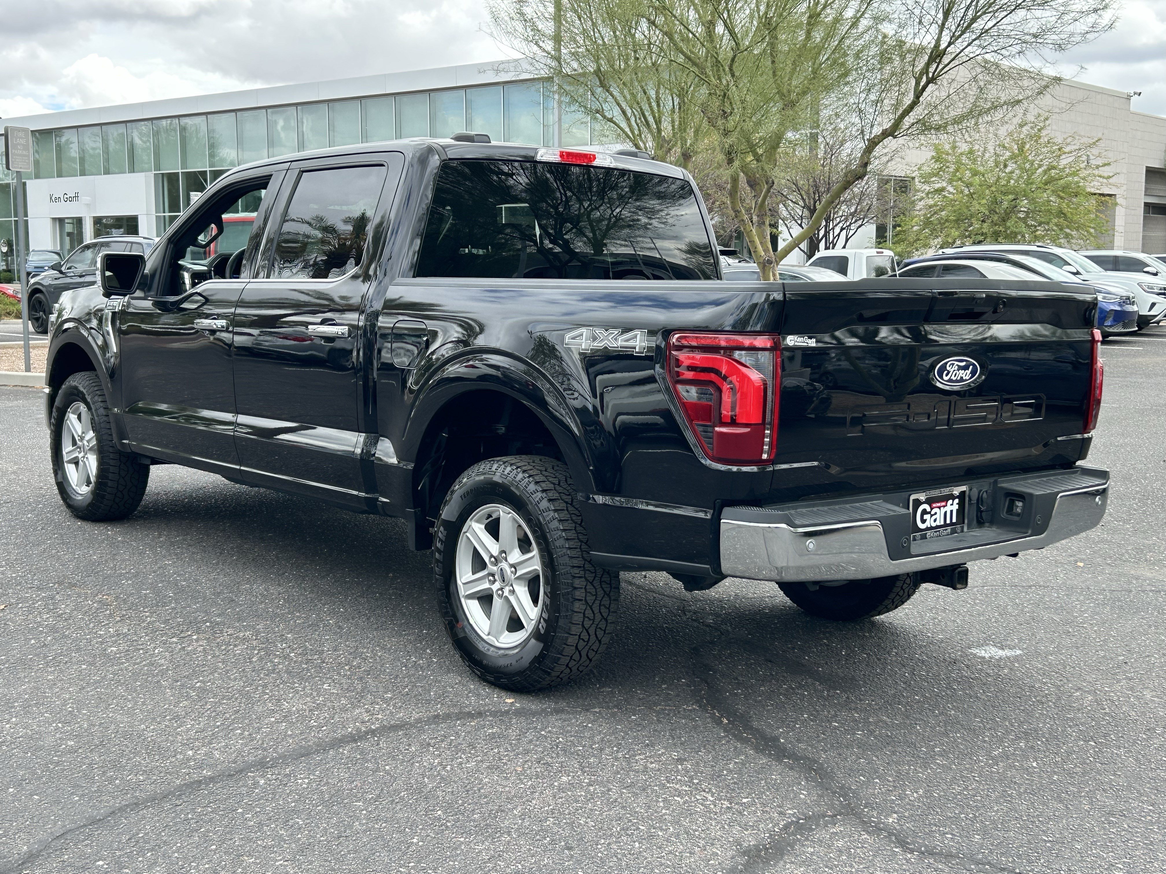 Used 2025 Ford F150 Lariat AWD/4WD image 3
