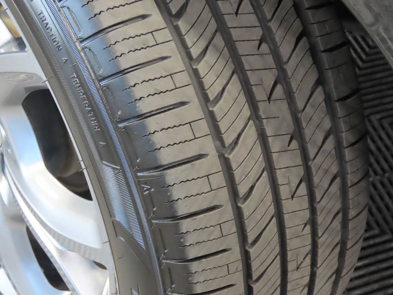 Used 2024 Dodge Hornet R/T Plus AWD/4WD image 8