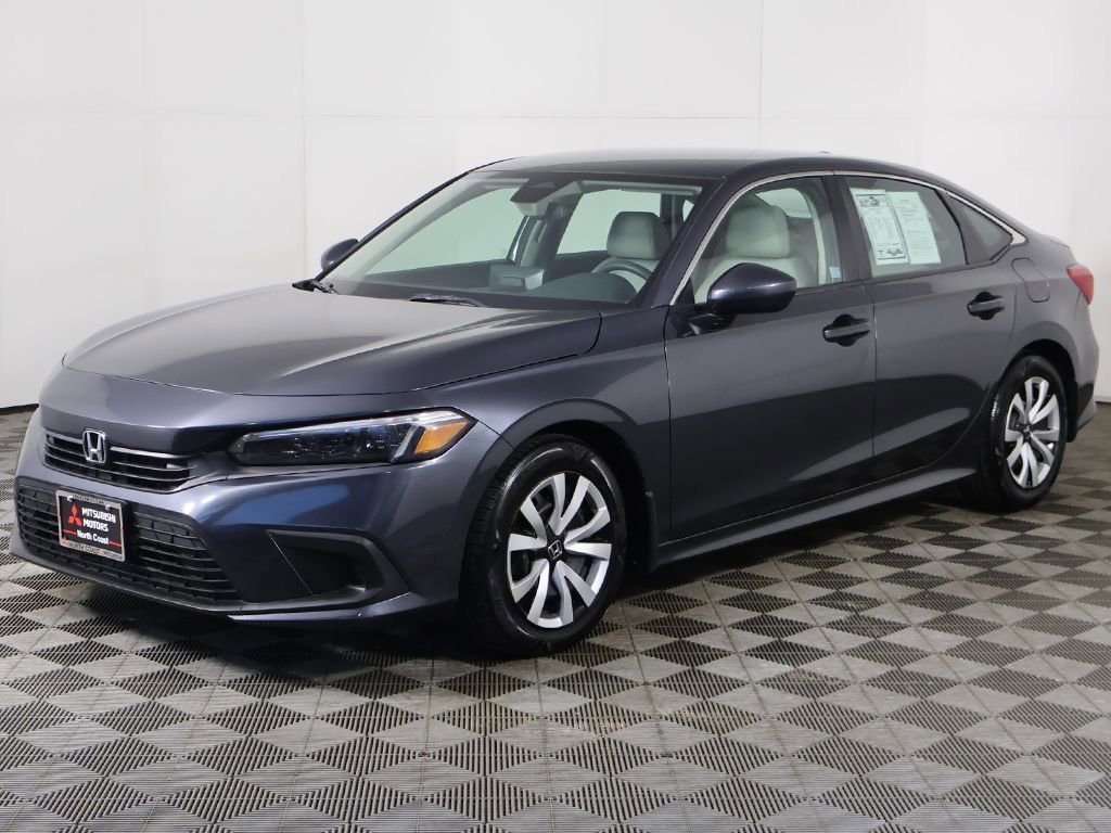 Used 2023 Honda Civic LX image 5