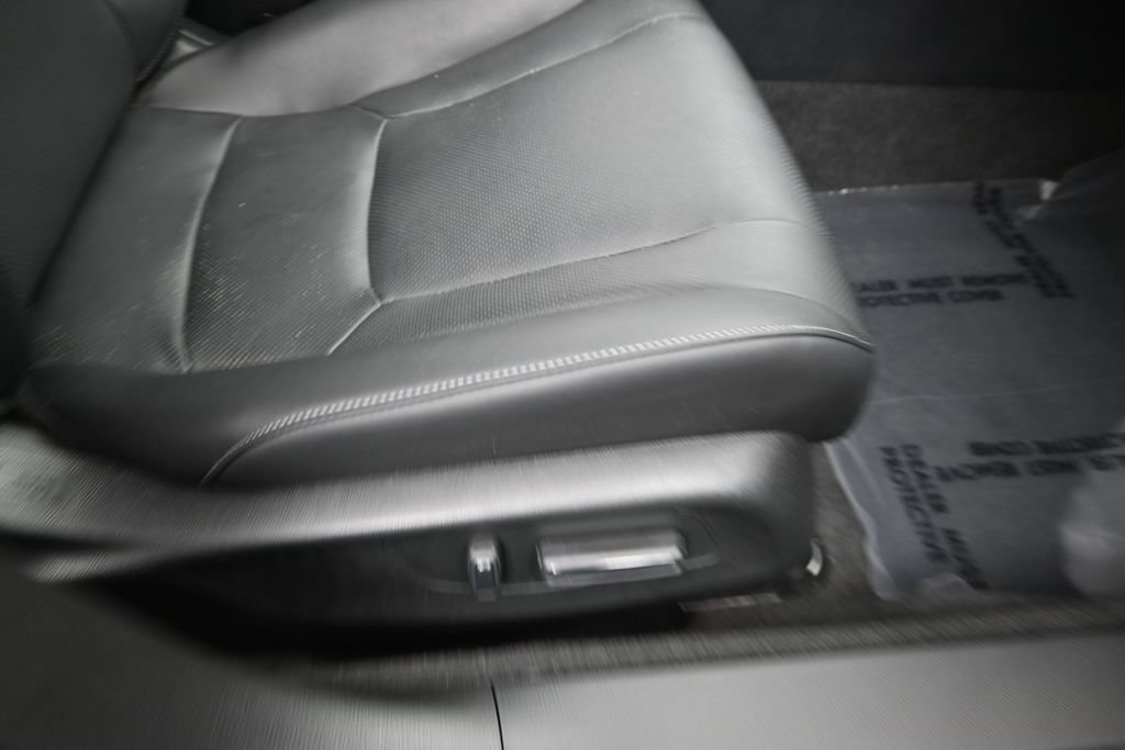 Used 2023 Honda Accord Sport image 11