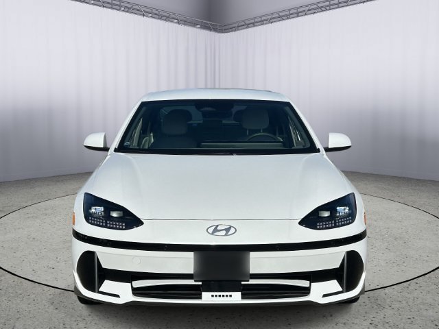 Used 2023 Hyundai Ioniq 6 SEL RWD image 4