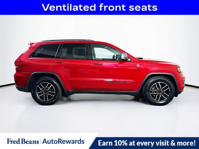Used 2019 Jeep Grand Cherokee Trailhawk w/ Trailhawk Luxury Group AWD/4WD image 10