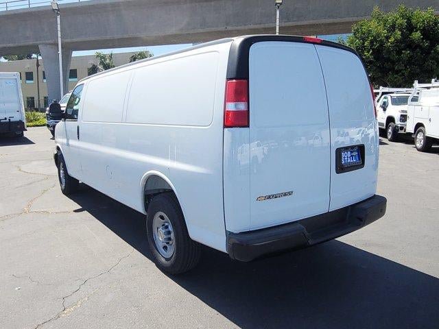 New 2026 Chevrolet Express 2500 Extended w/ Communications Package RWD image 6
