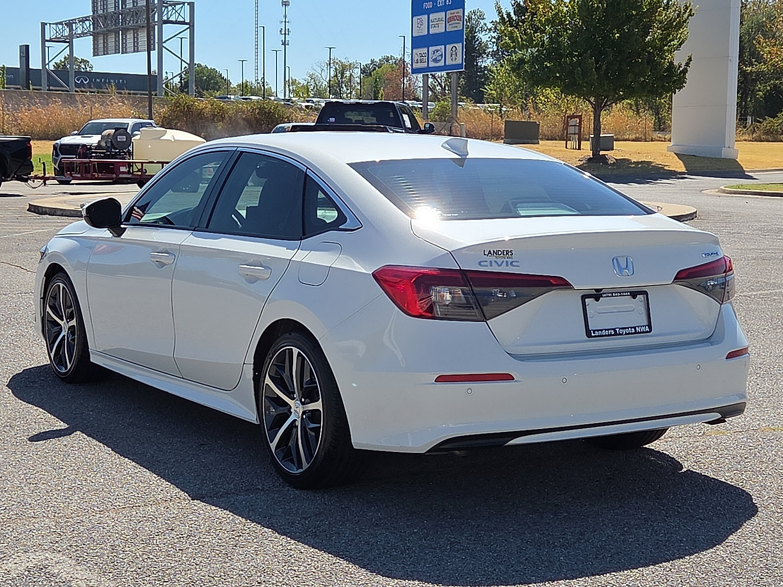 Used 2024 Honda Civic Touring image 4