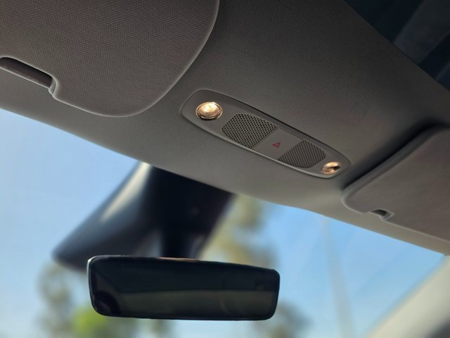 Used 2023 Tesla Model Y 2WD image 32