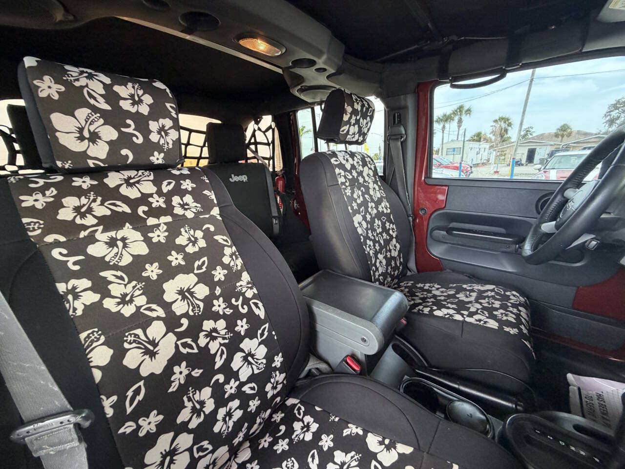 Used 2008 Jeep Wrangler Unlimited Sahara AWD/4WD image 21