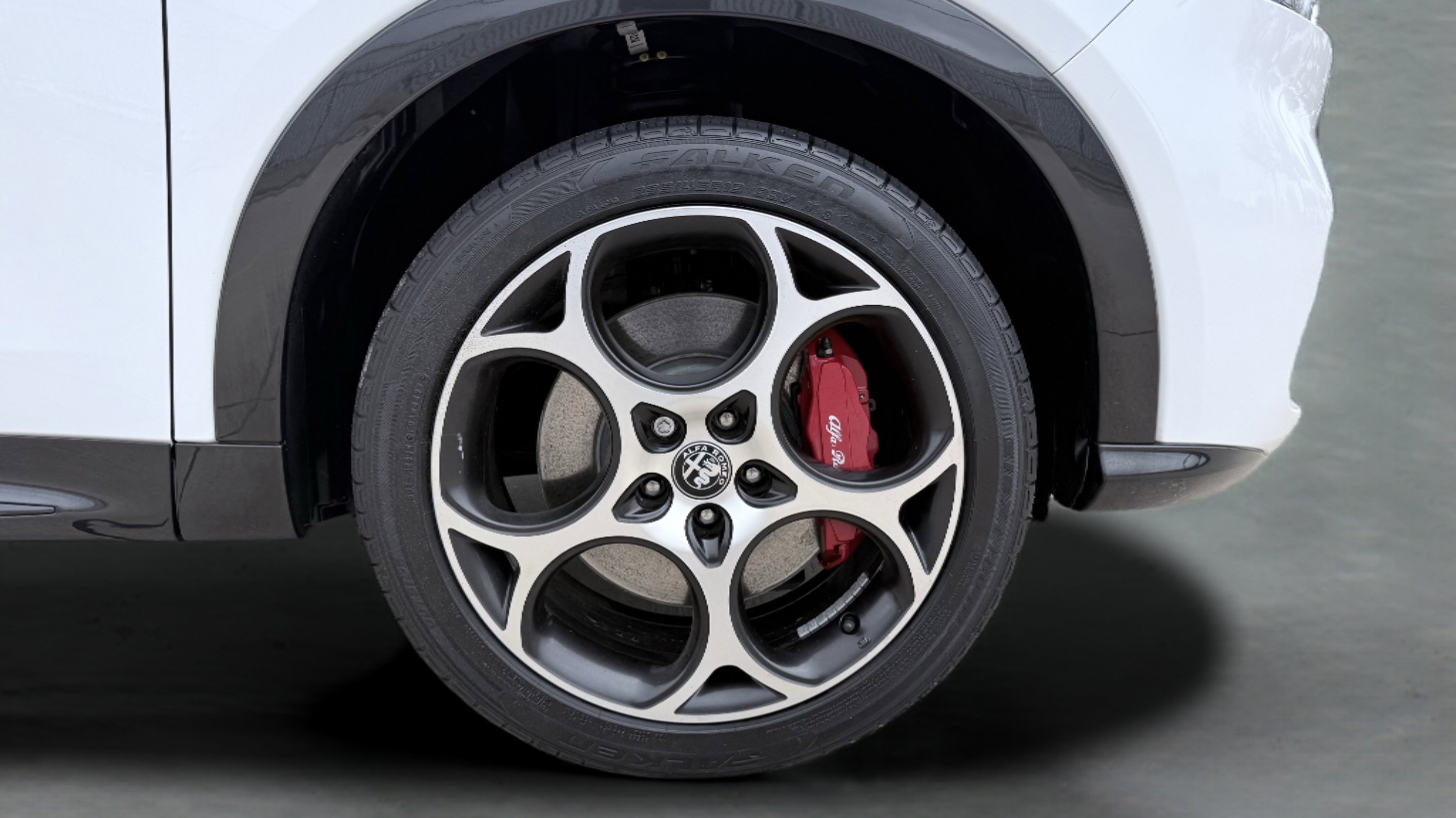 Used 2024 Alfa Romeo Tonale Veloce image 9