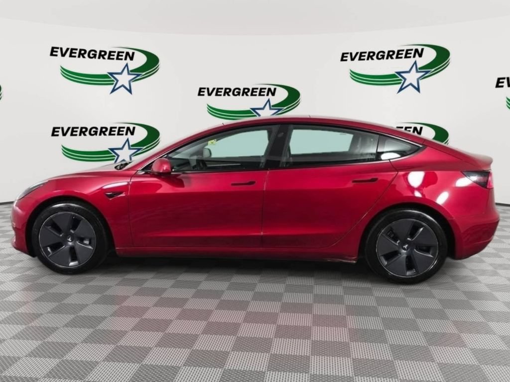 Used 2023 Tesla Model 3 Standard Range RWD image 2