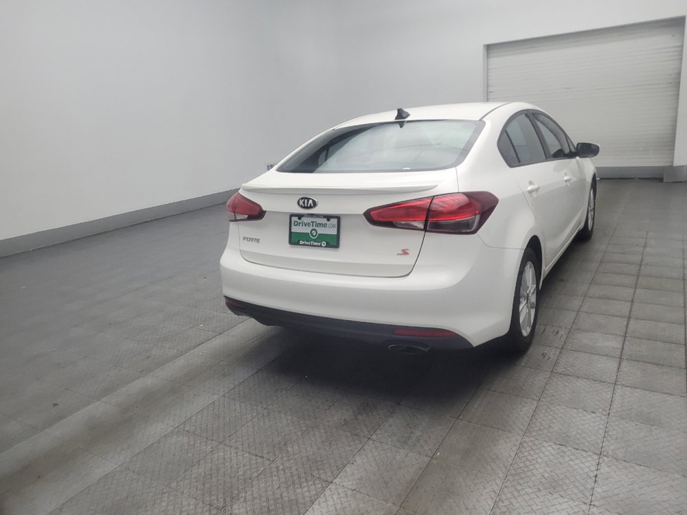 Used 2017 Kia Forte S FWD image 9