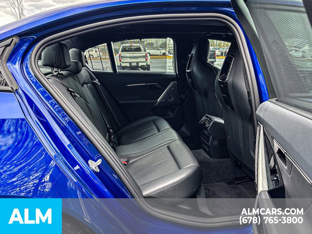 Used 2026 BMW M5 w/ Executive Package image 15