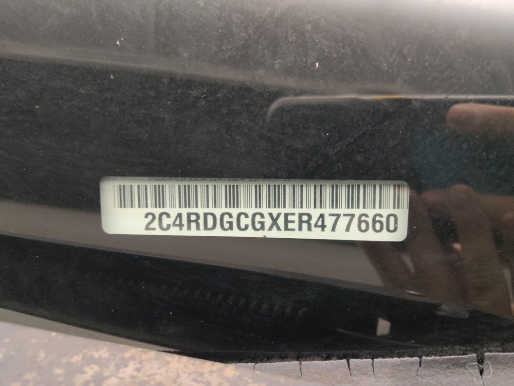 Used 2014 Dodge Grand Caravan SXT FWD image 33