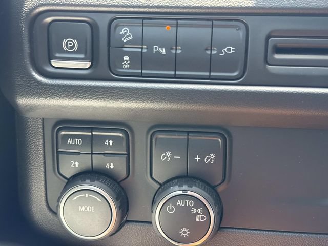 Used 2021 Chevrolet Tahoe Z71 AWD/4WD image 31