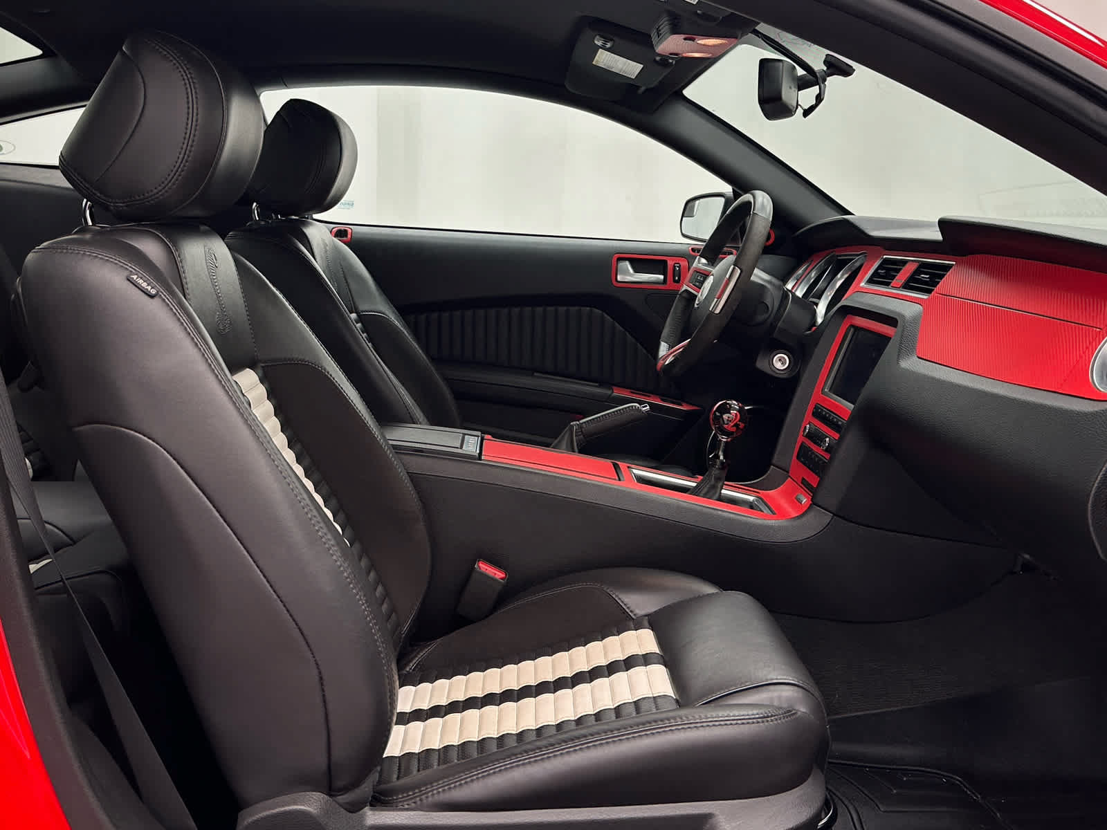 Used 2013 Ford Mustang Shelby GT500 RWD image 17